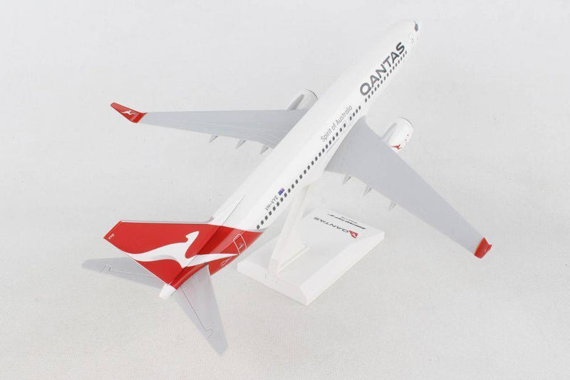 1:130 Qantas B737-800