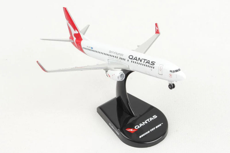 1:300 Qantas B737-800 Diecast Metal