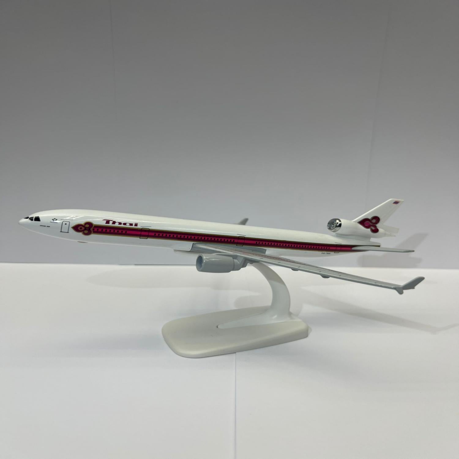 Thai Airlines MD-11 20CM MODEL